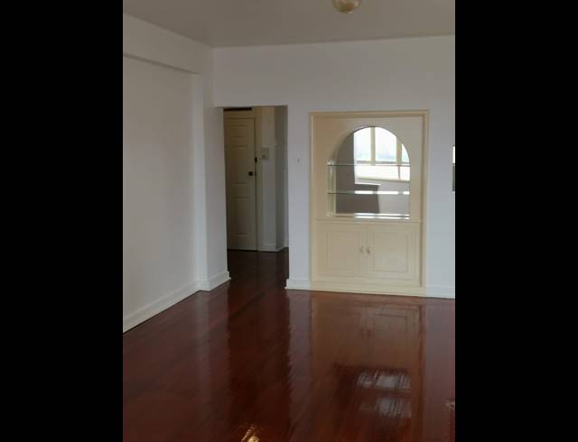 1.5 BEDROOM APARTMENT FOR SALE IN DURBAN CENTRAL